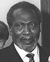 https://upload.wikimedia.org/wikipedia/commons/thumb/9/90/Jomo_Kenyatta_1966-06-15.jpg/100px-Jomo_Kenyatta_1966-06-15.jpg